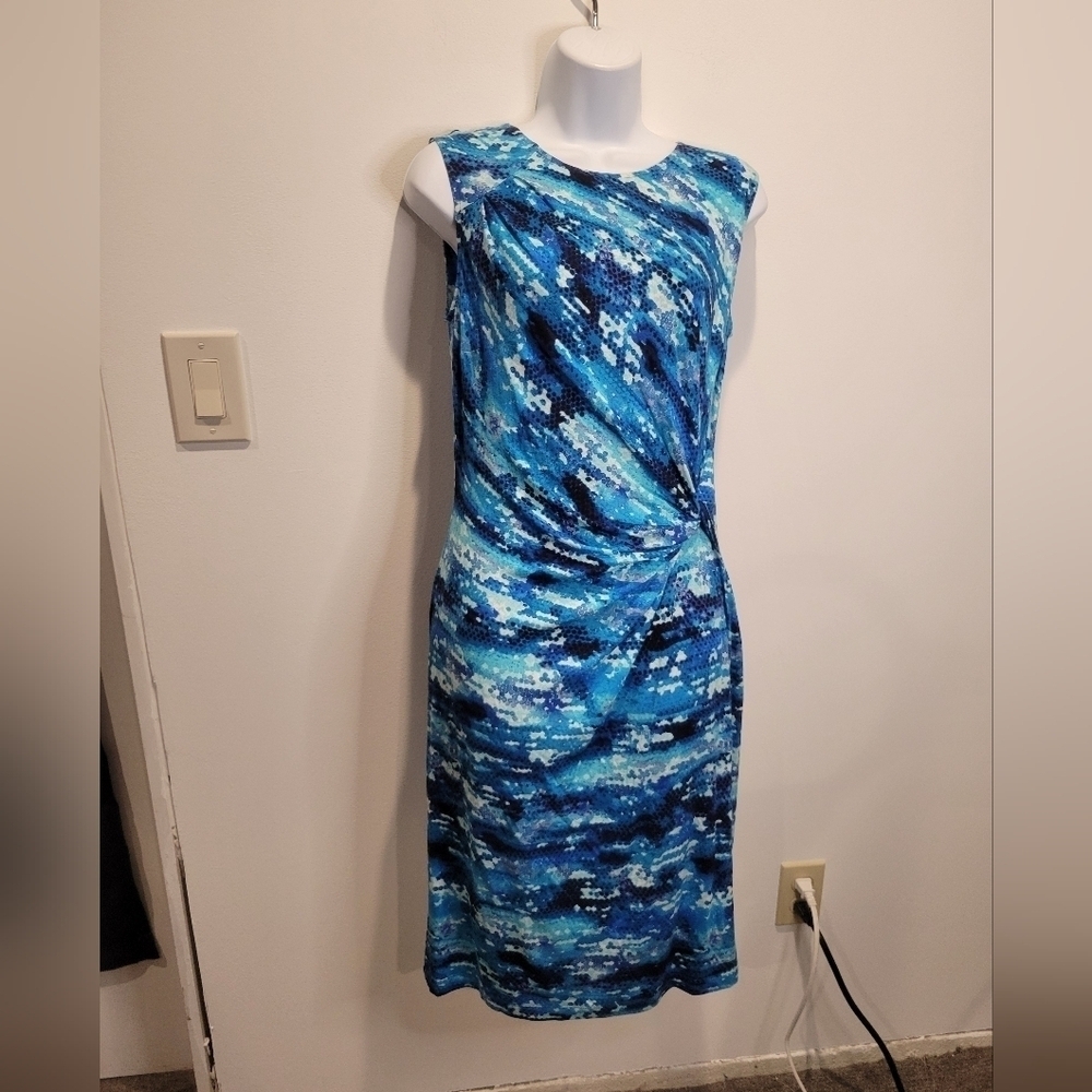 Nic+zoe size xs blue abstract waves print sleeveless dress
